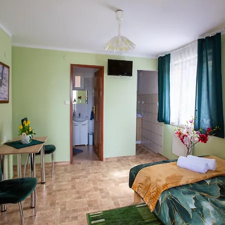 Apartment U Zabki *